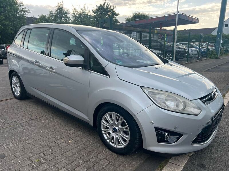 Silber Gebraucht 2011 Ford Grand C-Max Titanium Van / Kleinbus | 3.499 € (Fairer Preis) - Bild 1/4
