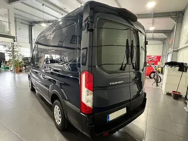 Używany Ford Transit 105 KM (77 kW) 2019 Niebieski Minivan