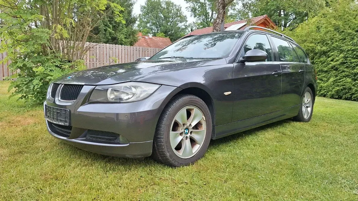 Gebraucht BMW 320 170 PS (125 kW) 2007 Grau Kombi