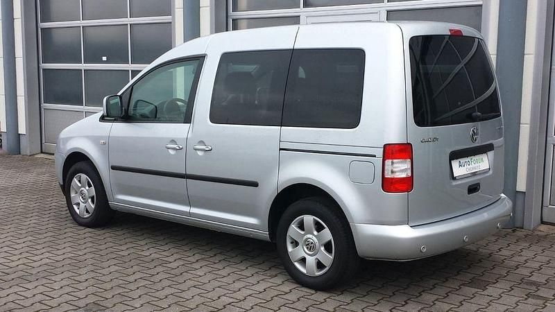 Gebraucht VW Caddy Life 105 PS (77 kW) 2007 Silber Van / Kleinbus