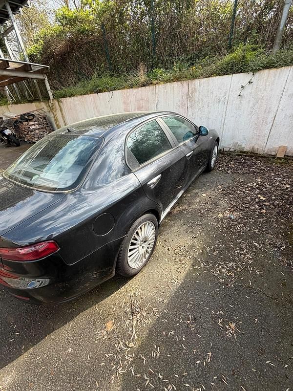 Second-hand Alfa Romeo 159 2008 Negru Berlinǎ