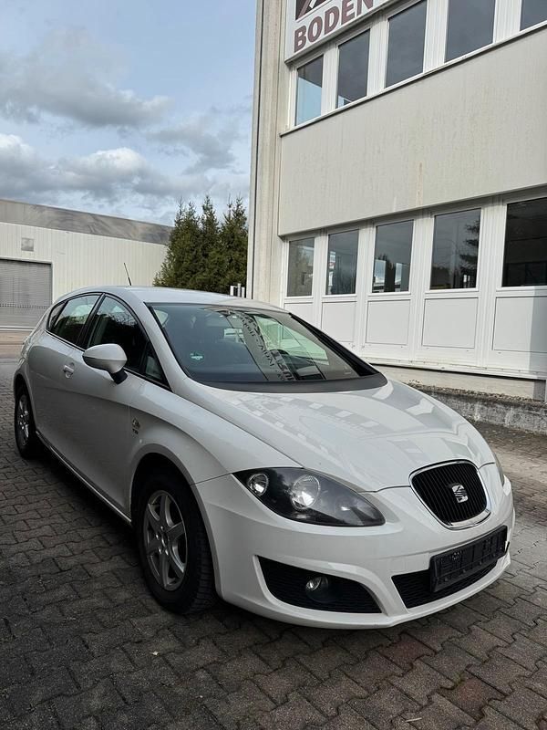 Gebraucht Seat Leon 125 PS (91 kW) 2009 Weiß Kleinwagen