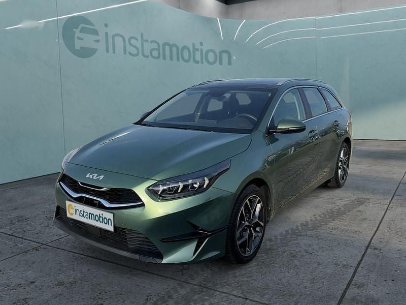 Grün Gebraucht 2023 Kia Ceed Sportswagon Kombi | 25.149 € (Fairer Preis) - Bild 1/4