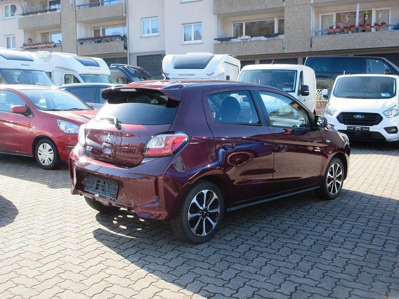 Gebraucht Mitsubishi Space Star Select+ 71 PS (52 kW) 2024 Rot Kleinwagen