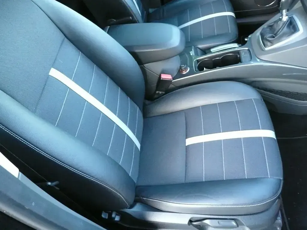 Gebraucht Ford Kuga Titanium 163 PS (119 kW) 2011 Schwarz SUV