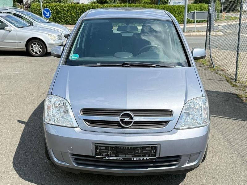 Używany Opel Meriva 101 KM (74 kW) 2004 Srebrny Minivan