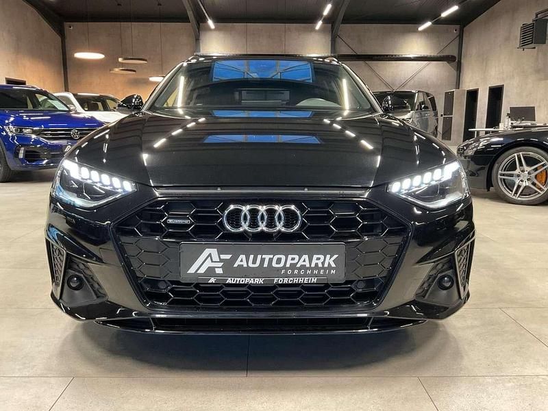 Gebraucht Audi A4 S-Line 265 PS (194 kW) 2023 Mythosschwarz Kombi