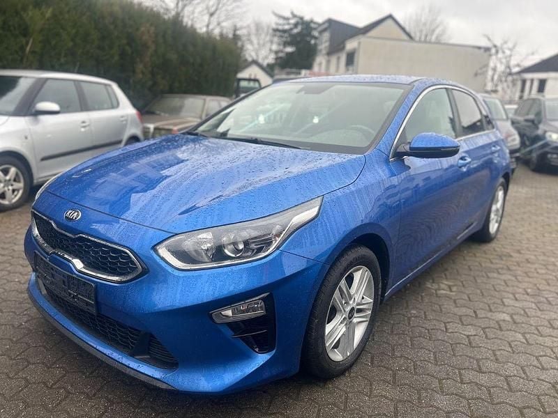 Gebraucht Kia Ceed 116 PS (85 kW) 2020 Blau Kleinwagen
