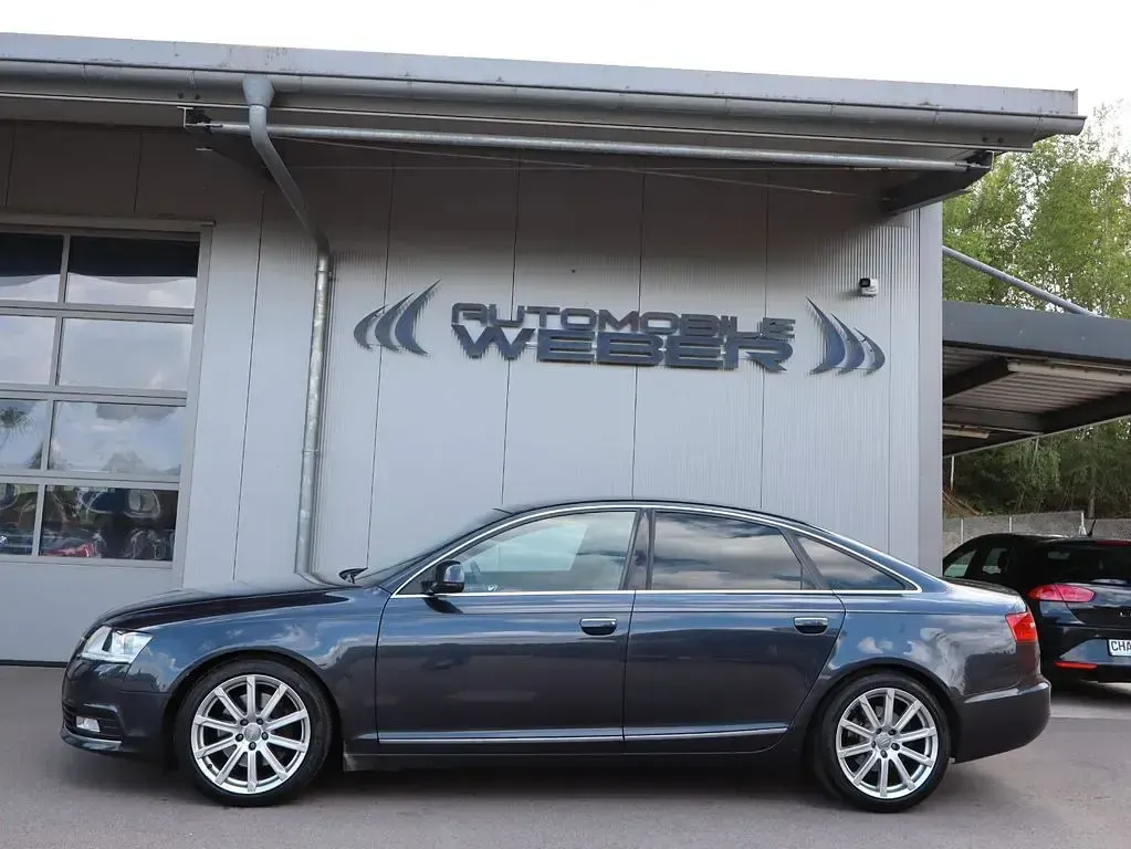 Gebraucht Audi A6 Comfort 220 PS (161 kW) 2010 Austerngrau Limousine