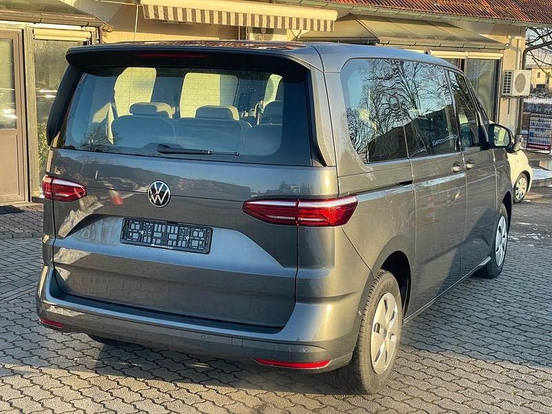 Neu VW Multivan 150 PS (110 kW) 2026 Grau Van
