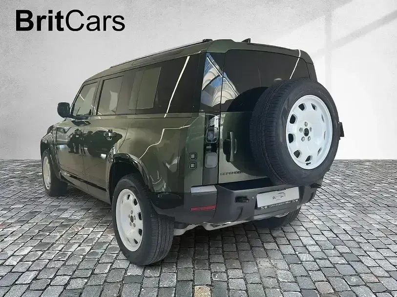 Gebraucht Land Rover Defender SE Dynamic 250 PS (183 kW) 2026 Grün (metallic) SUV
