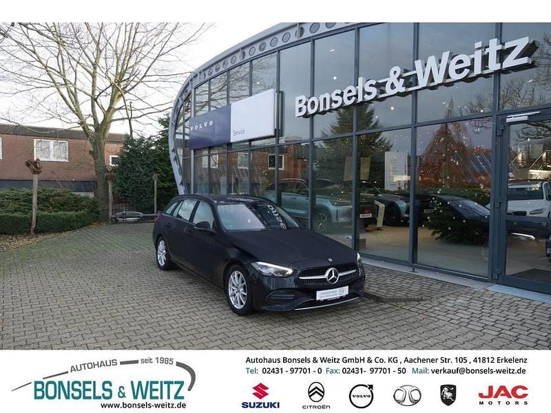 Schwarz Gebraucht 2023 Mercedes C200 Kombi | 28.490 € (Guter Preis) - Bild 1/4