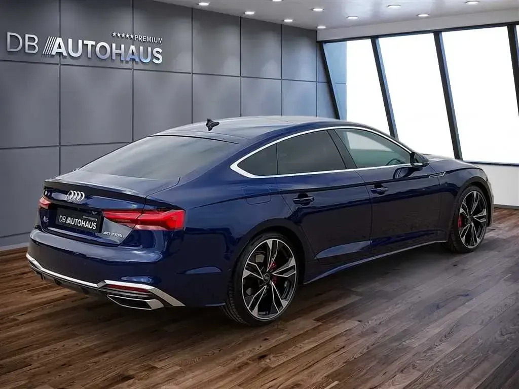 Gebraucht Audi A5 Sportback S-Line 204 PS (150 kW) 2023 Blau Kleinwagen