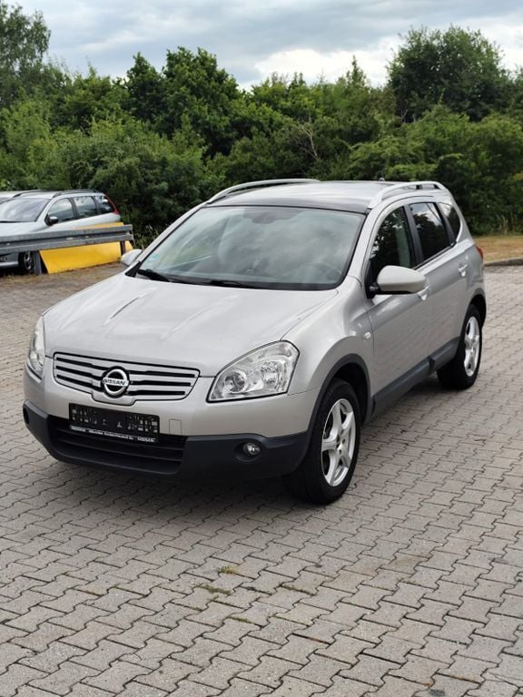 Gebraucht Nissan Qashqai +2 Acenta 150 PS (110 kW) 2008 Silber SUV