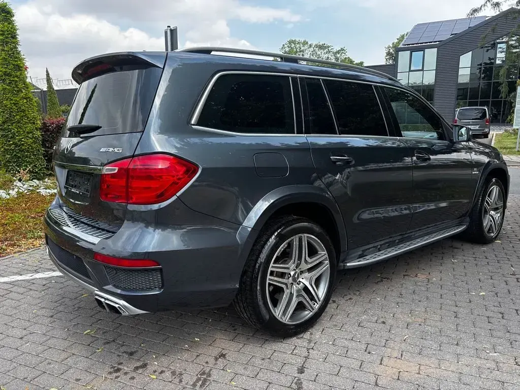 Gebraucht Mercedes GL63 AMG AMG 557 PS (409 kW) 2013 Grau SUV