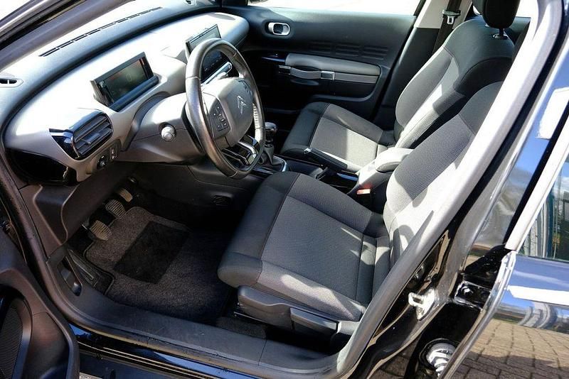 Gebraucht Citroën C4 Business Class 102 PS (75 kW) 2019 Schwarz SUV