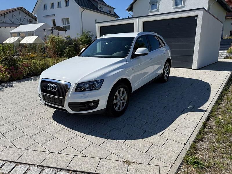 Weiß Gebraucht 2010 Audi Q5 S-Line SUV | 9.950 € (Fairer Preis) - Bild 1/4