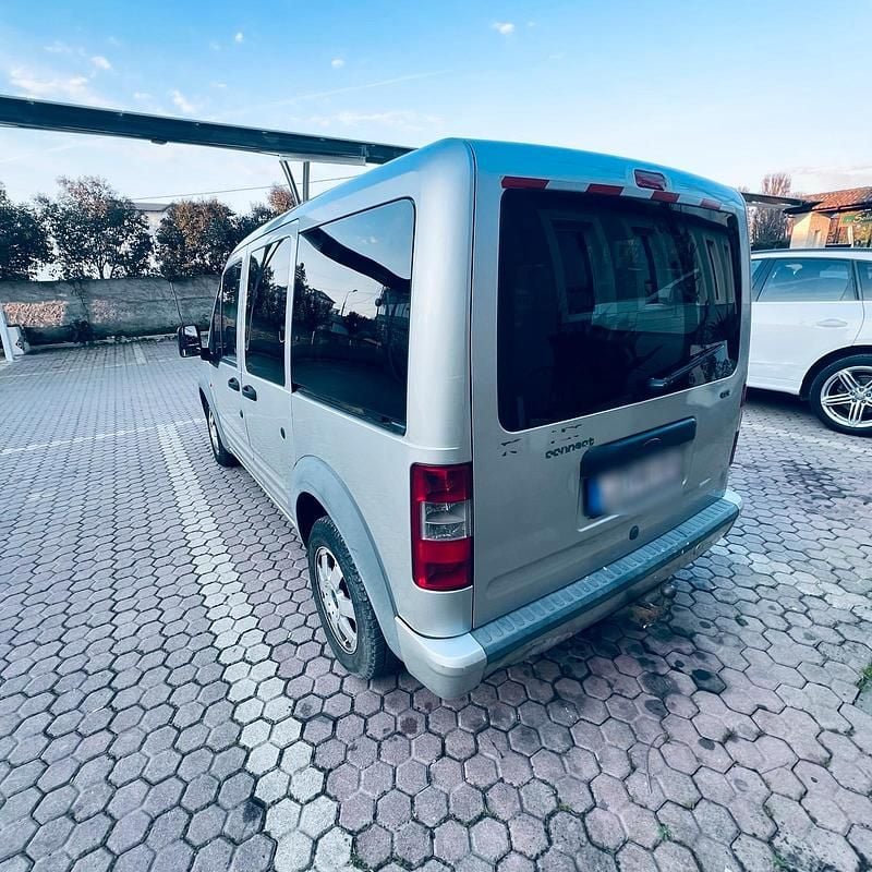 Second-hand Ford Tourneo 2008 Gri Break