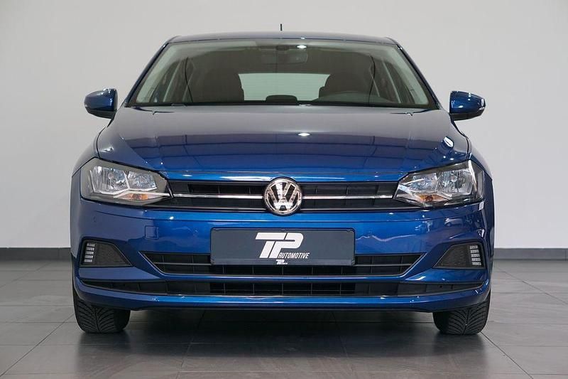 Gebraucht VW Polo Comfortline 80 PS (58 kW) 2019 Blau Kleinwagen