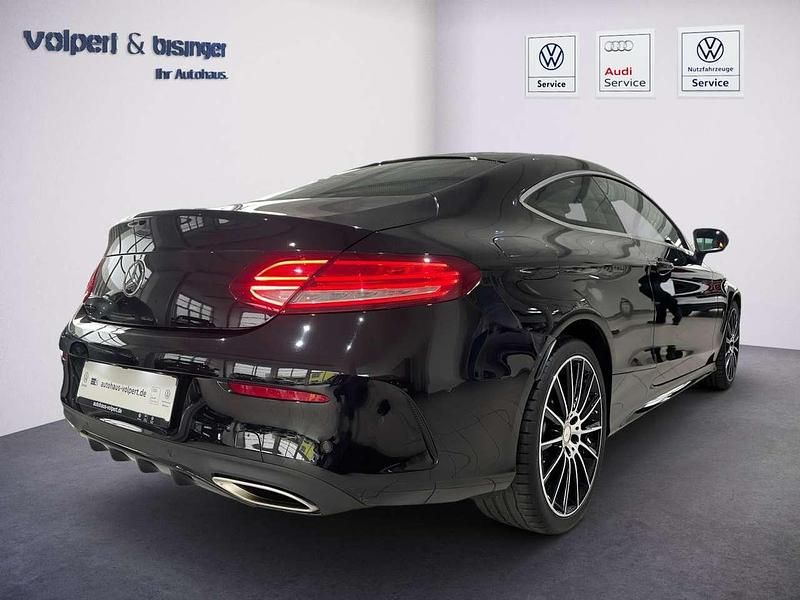 Gebraucht Mercedes C250 AMG line 211 PS (155 kW) 2016 Obsidianschwarz metallic Coupé