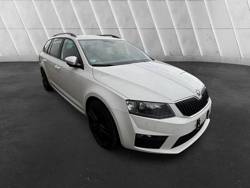 Gebraucht Skoda Octavia RS 184 PS (135 kW) 2014 Weiß Kleinwagen