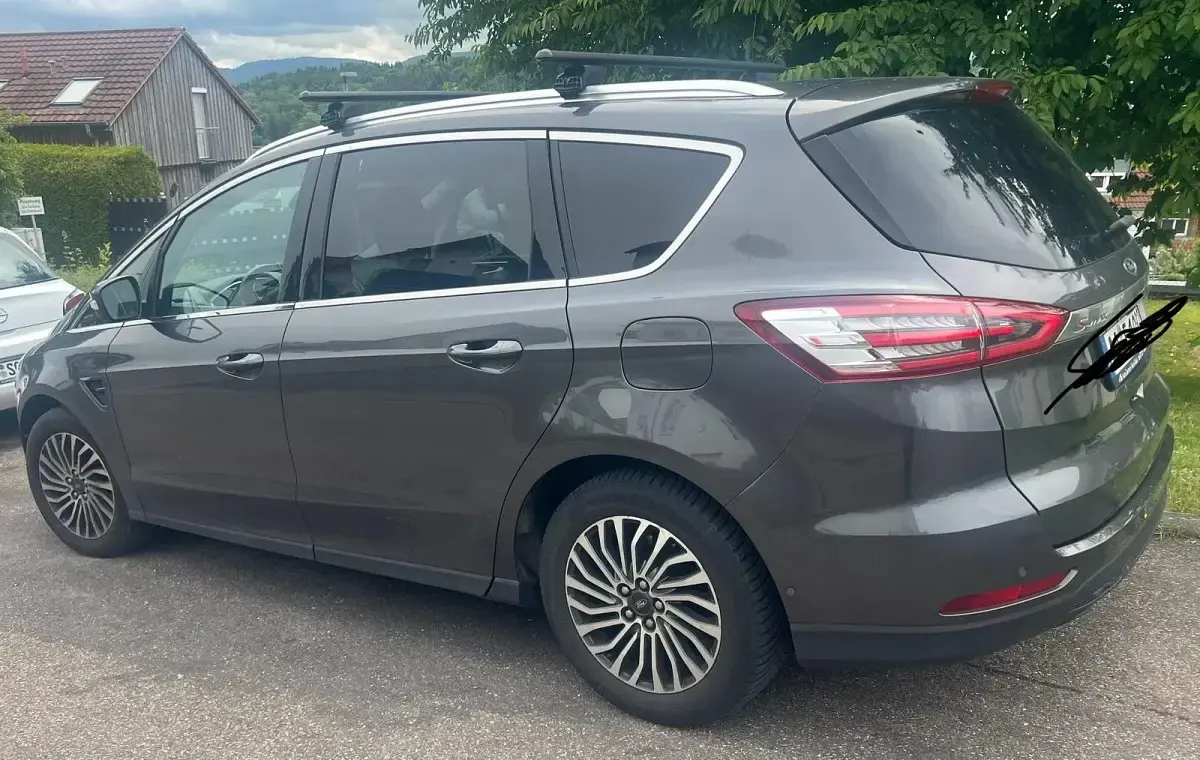 Gebraucht Ford S-MAX S 150 PS (110 kW) 2019 Grau Van / Kleinbus