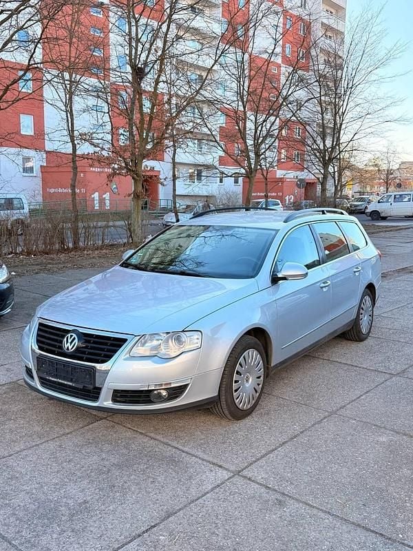 Gebraucht VW Passat 102 PS (75 kW) 2006 Grau Limousine