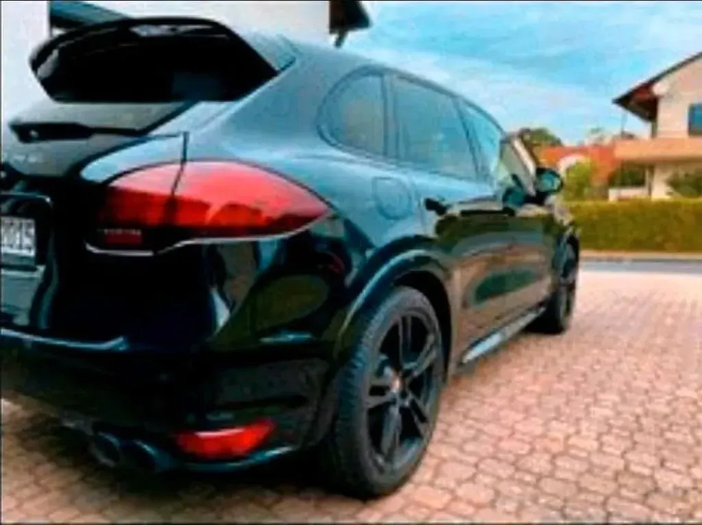 Usata Porsche Cayenne GTS 420 CV (308 kW) 2013 Nero SUV