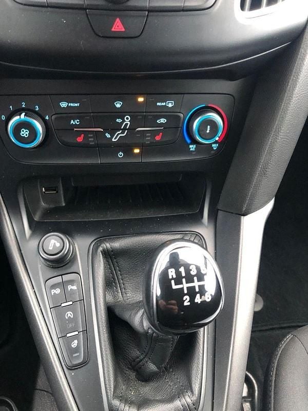 Used Ford Focus Sport 150 HP (110 kW) 2016 Grey Estate