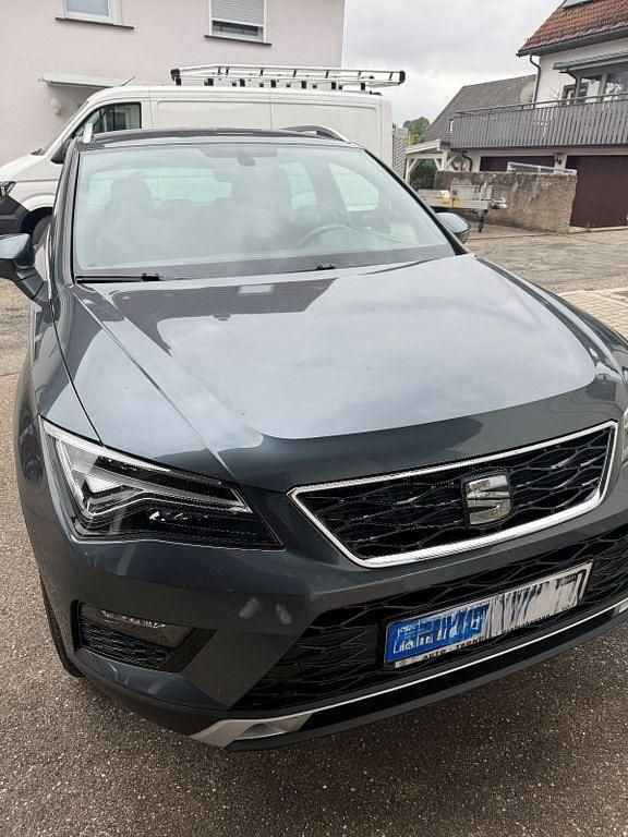 Silber Gebraucht 2019 Seat Ateca 4Drive SUV | 17.000 € (Superpreis) - Bild 1/4
