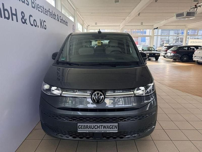 Gebraucht VW Multivan Life 150 PS (110 kW) 2022 Indiumgrau Van