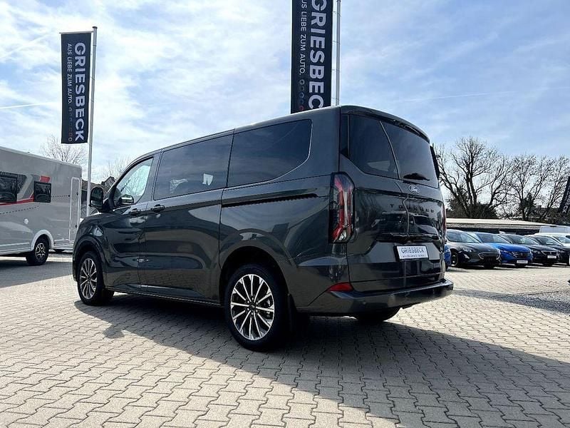 Nowe Ford Tourneo Titanium X 170 KM (125 kW) 2025 Szary Minivan