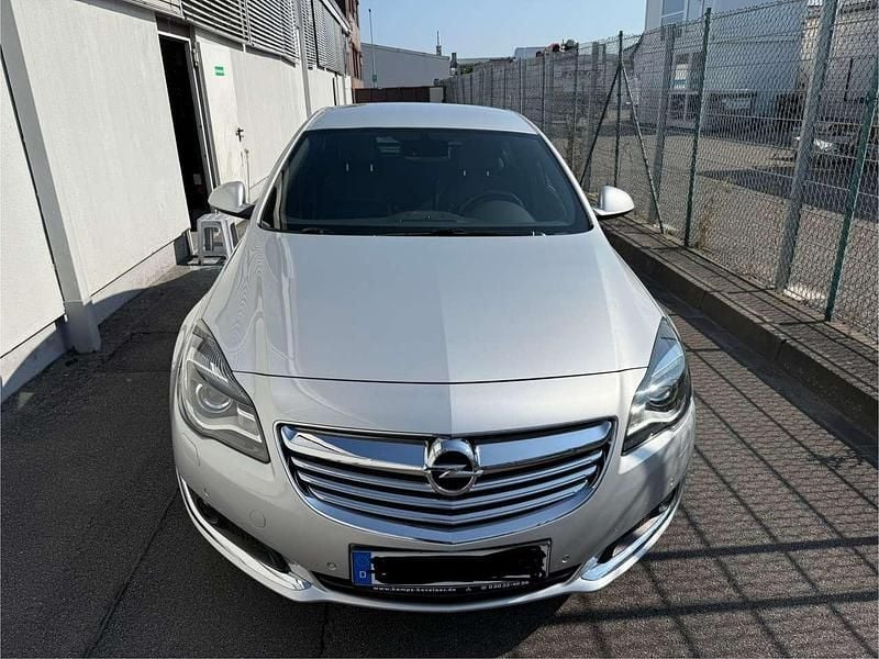 Silber Gebraucht 2014 Opel Insignia Business Limousine | 10.500 € (Fairer Preis) - Bild 1/4