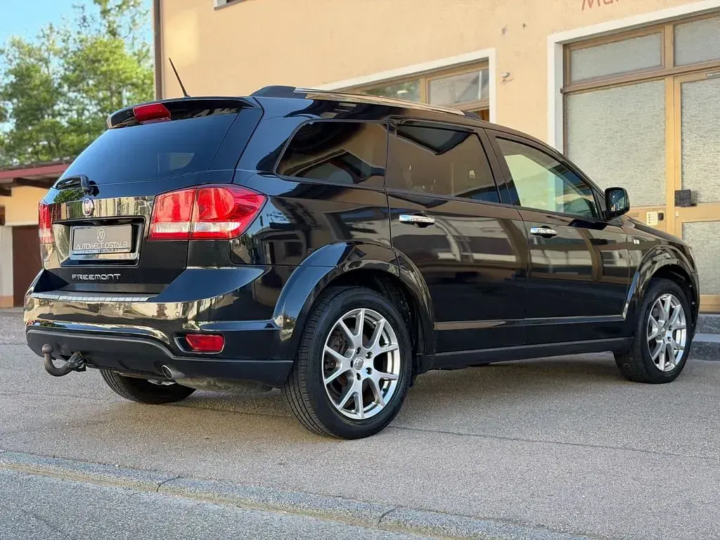Gebraucht Fiat Freemont 170 PS (125 kW) 2014 Schwarz SUV