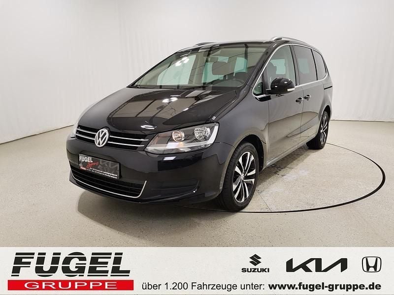Deep black perleffekt Gebraucht 2021 VW Sharan United Van / Kleinbus | 28.999 € (Fairer Preis) - Bild 1/4