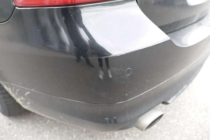 Gebraucht BMW 320 184 PS (135 kW) 2011 Kombi