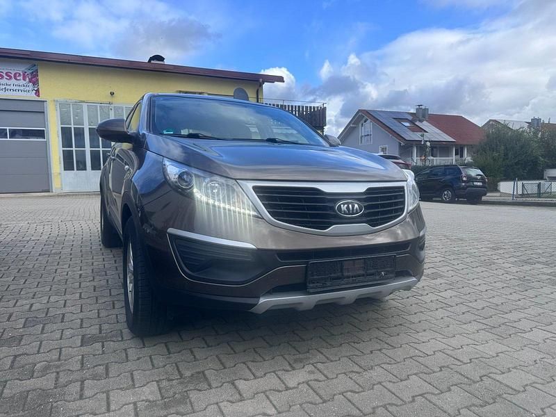 (d5u) sandbeige met. Gebraucht 2011 Kia Sportage Attract SUV | 9.499 € (Etwas zu teuer) - Bild 1/4