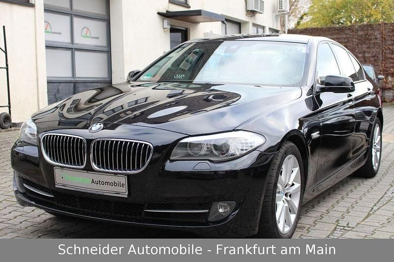 Schwarz Gebraucht 2012 BMW 535 Sport Line Limousine | 11.900 € (Superpreis) - Bild 1/4