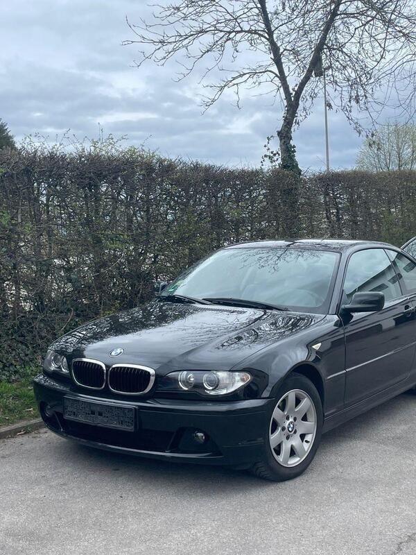 Schwarz Gebraucht 2006 BMW 318 Coupé | 4.900 € (Guter Preis) - Bild 1/4