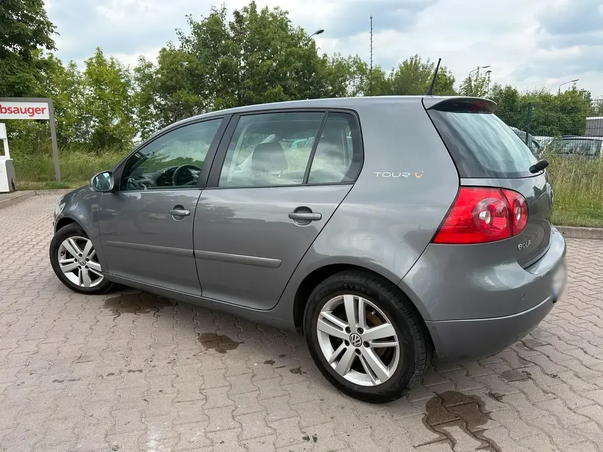 Gebraucht VW Golf V 102 PS (75 kW) 2007 Grau Kombi