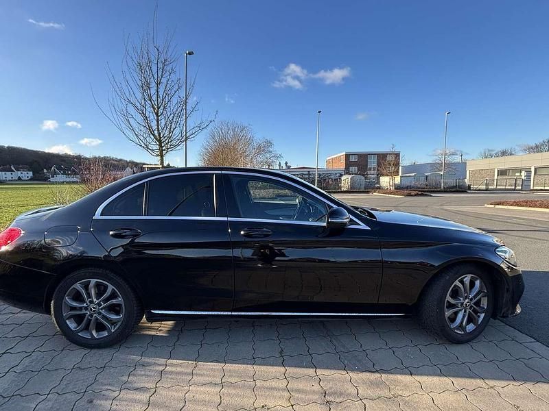 Gebraucht Mercedes 200 160 PS (117 kW) 2020 Schwarz Limousine