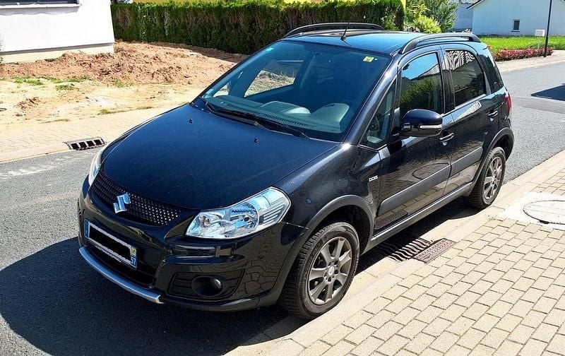Gebraucht Suzuki SX4 Style 135 PS (99 kW) 2011 Schwarz Limousine