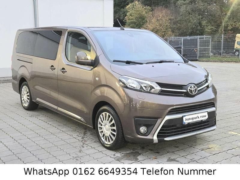 Braun Gebraucht 2018 Toyota Proace Verso Kombi | 15.700 € (Superpreis) - Bild 1/4