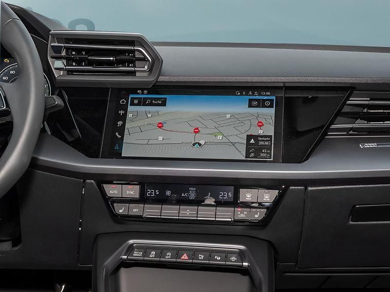 Gebraucht Audi A3 Sportback 116 PS (85 kW) 2025 Grau Kleinwagen