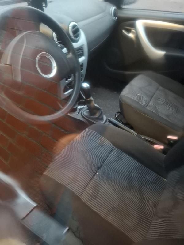 Gebraucht Dacia Sandero 75 PS (55 kW) 2009 Blau Kombi