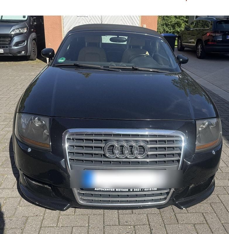 Schwarz Gebraucht 2004 Audi TT Roadster Cabrio | 5.000 € (Guter Preis) - Bild 1/4