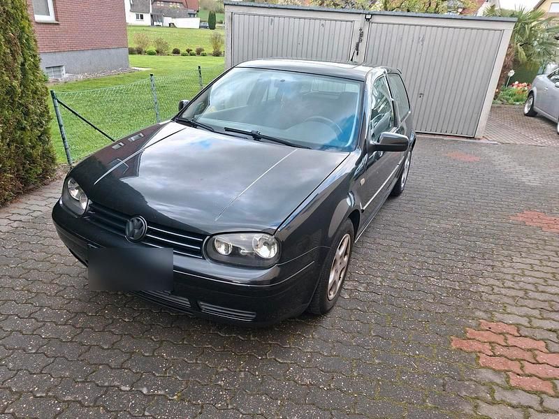 Second-hand VW Golf 101 CP (74 kW) 1997 Negru Coupe