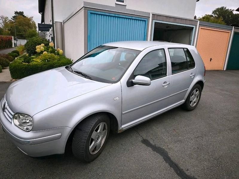 Gebraucht VW Golf IV 101 PS (74 kW) 2002 Silber Limousine
