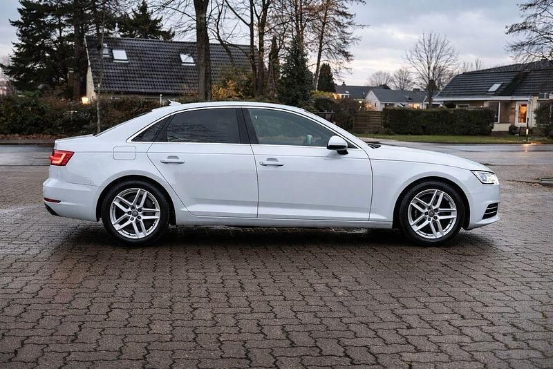 Gebraucht Audi A4 Sport 190 PS (139 kW) 2016 Weiß Limousine