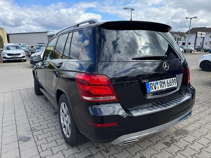 Gebraucht Mercedes GLK250 204 PS (150 kW) 2012 Schwarz SUV